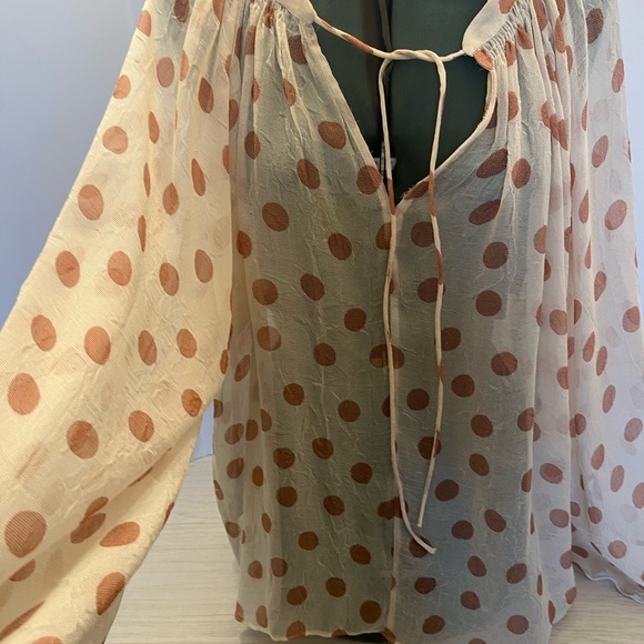 Zara blouse xl Sheer Ruched Neck Crinkling In Fabric Brown Dots. - Picture 2 of 8